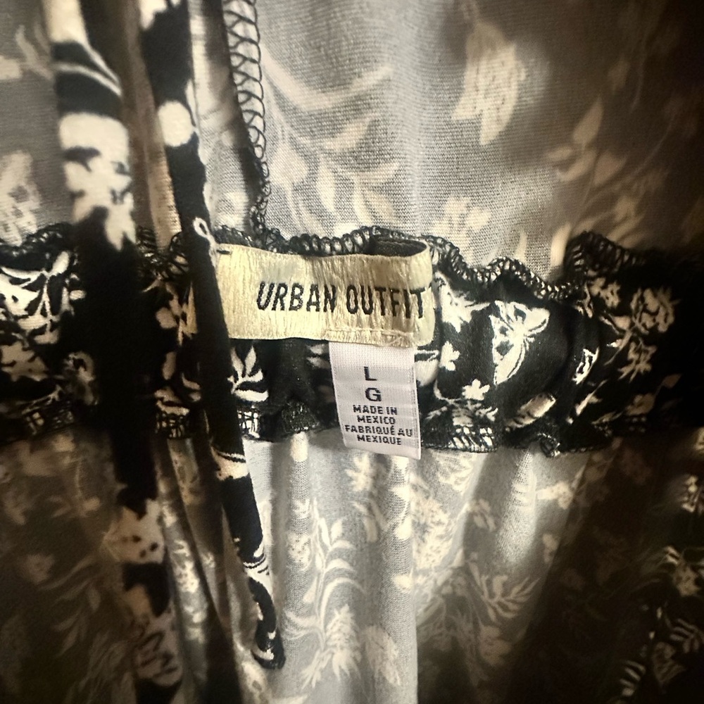 UO Rianna Floral Ruffle Mini Dress - Picture 2 of 6